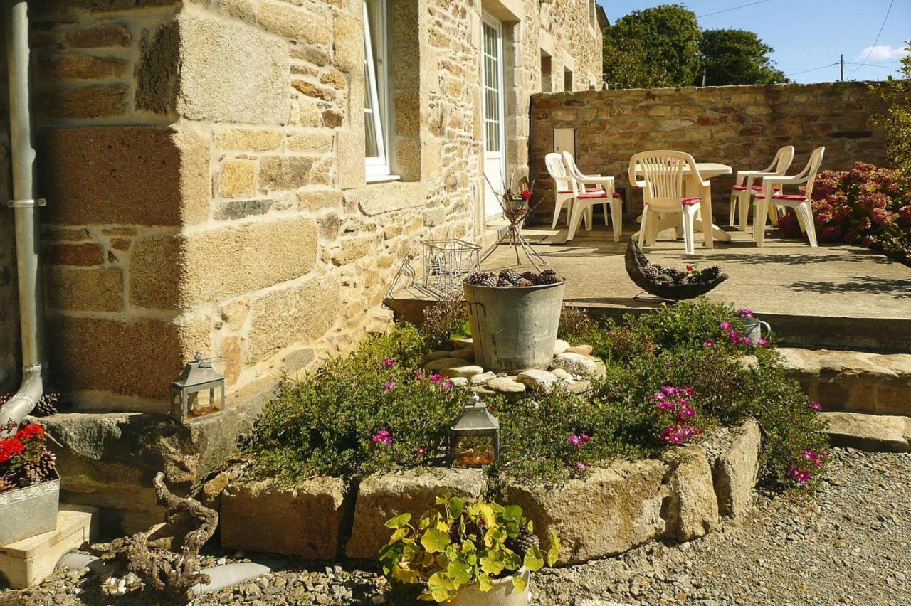 Natural Stone House Close To The Sea, Lannilis 外观 照片